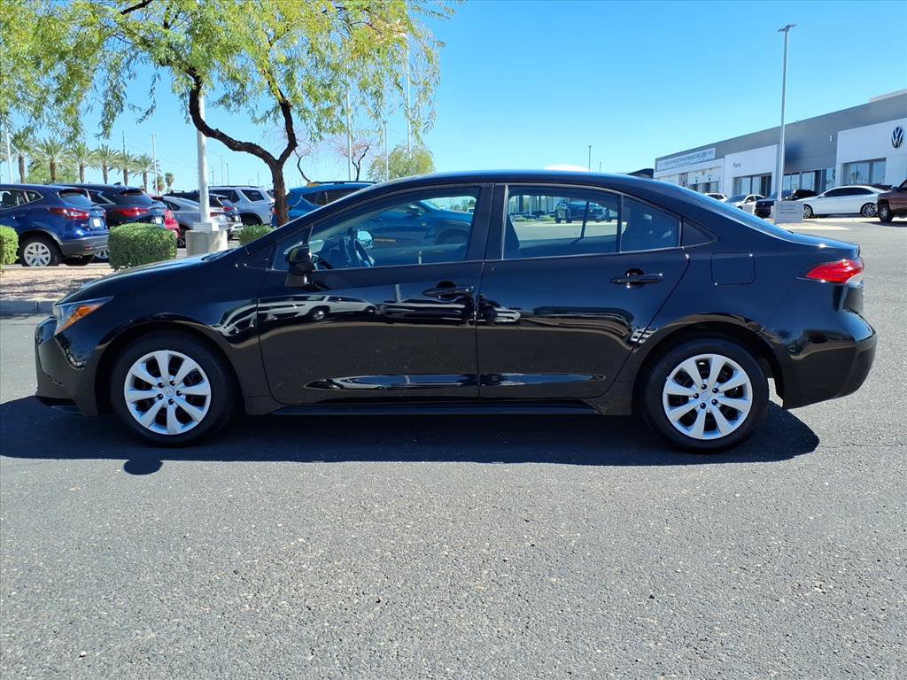 Used 2024 Toyota Corolla LE image 4
