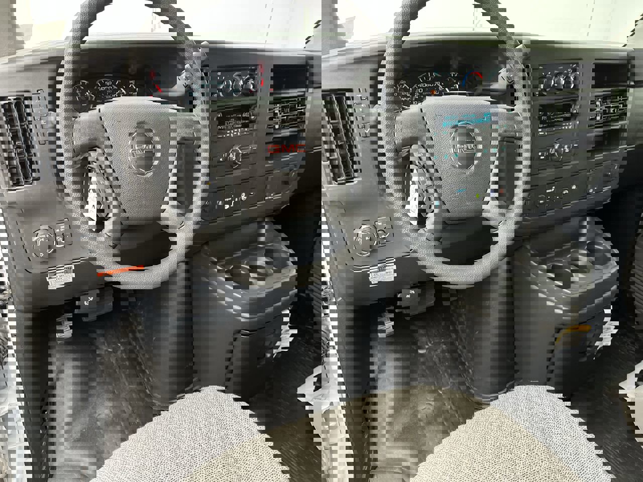 New 2025 GMC Savana 3500 w/ Power Convenience Package image 9