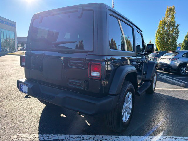 Used 2022 Jeep Wrangler Sport AWD/4WD image 6
