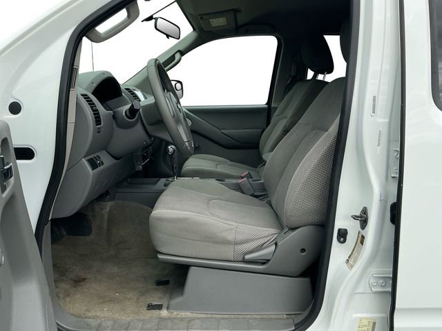 Used 2013 Nissan Frontier S image 10