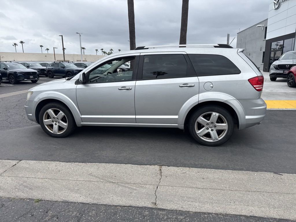 Used 2009 Dodge Journey R/T w/ Flexible Seating Group FWD image 12