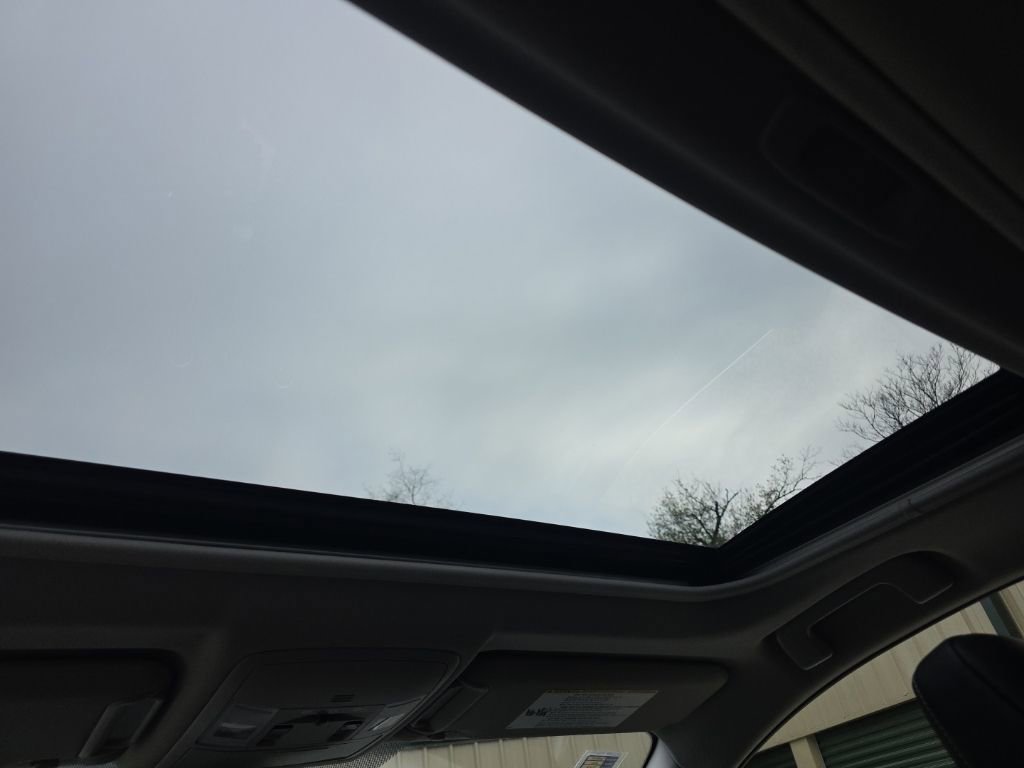 Certified 2016 Toyota RAV4 Limited AWD/4WD image 21