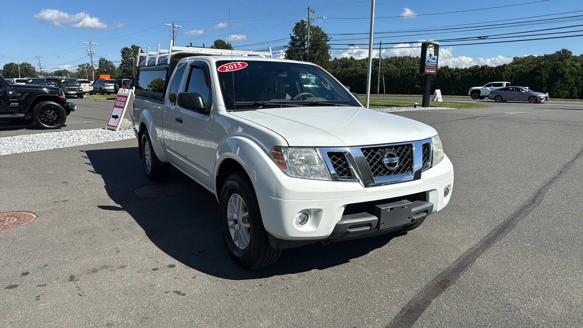Used 2015 Nissan Frontier SV w/ SV Value Truck Package AWD/4WD image 34