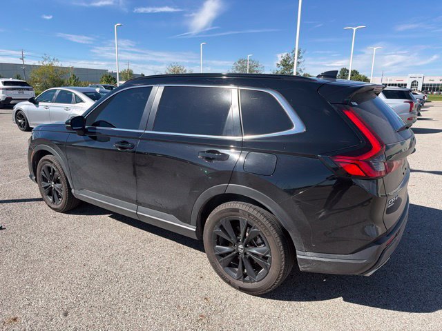 Used 2025 Honda CR-V Sport Touring image 2