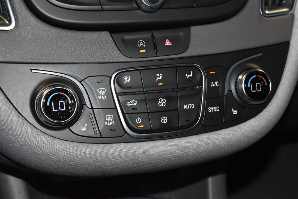 Used 2020 Chevrolet Malibu LT FWD image 13