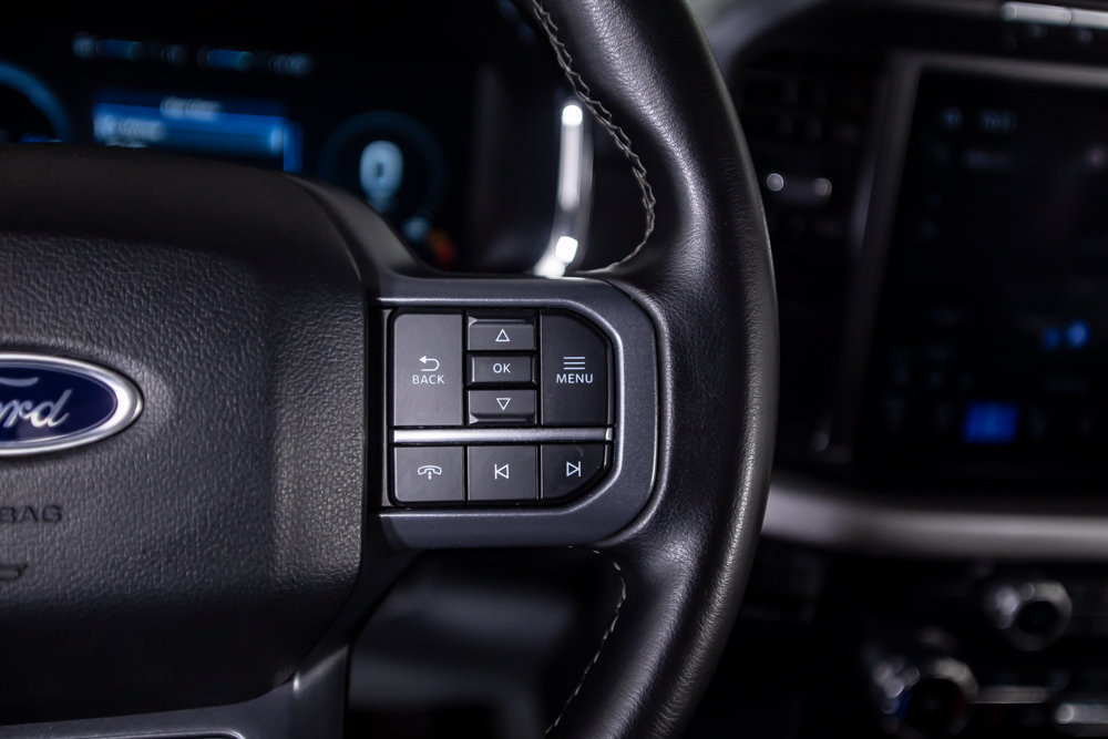 Used 2023 Ford F150 Lightning XLT AWD/4WD image 41