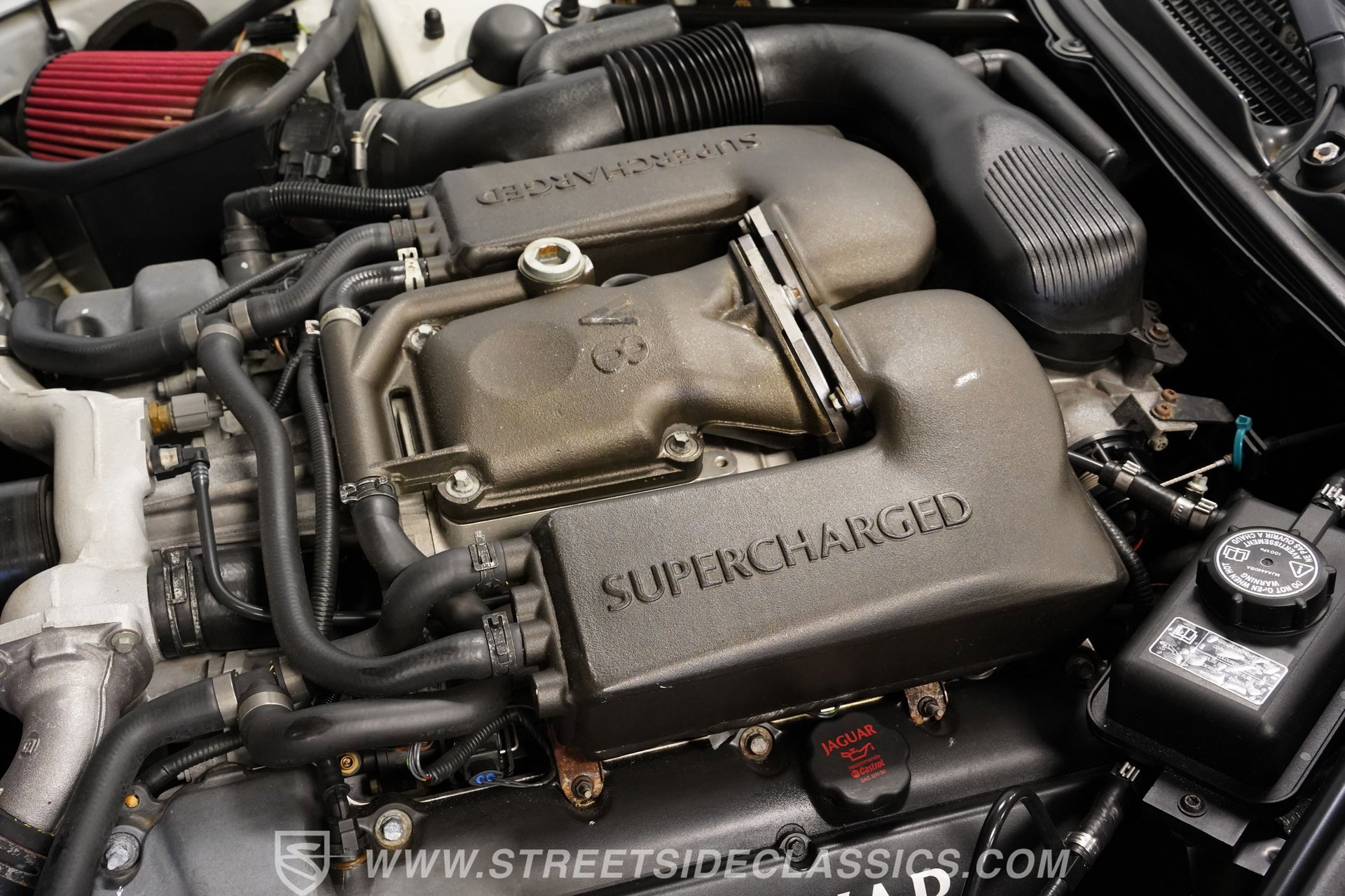 Used 2001 Jaguar XK8 Convertible image 34