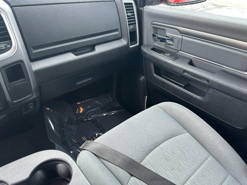 Used 2022 RAM 1500 Classic SLT image 15