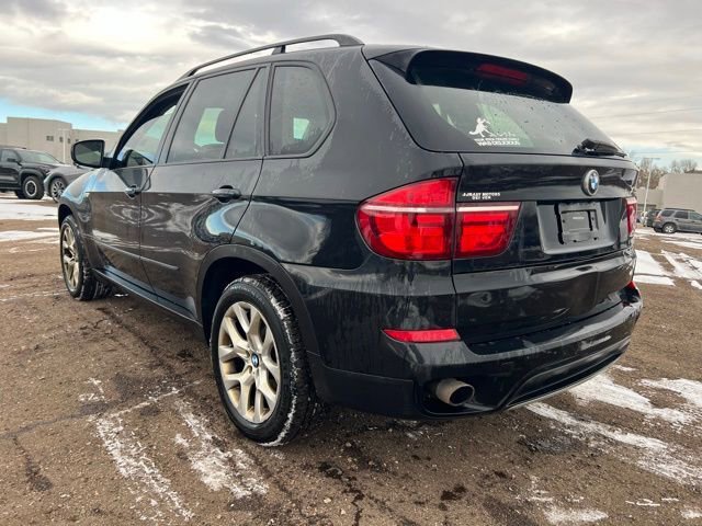 Used 2011 BMW X5 xDrive35i image 3
