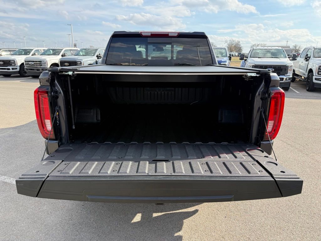 Used 2025 GMC Sierra 1500 SLT w/ SLT Premium Plus Package image 38
