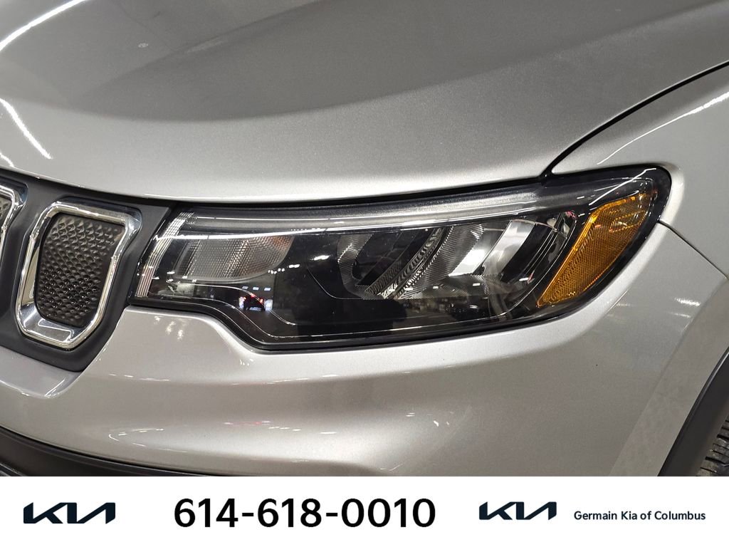 Used 2022 Jeep Compass Latitude image 15