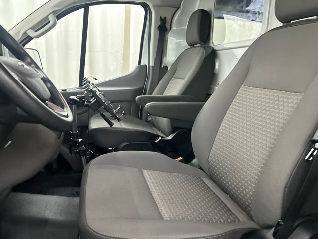 Used 2023 Ford Transit 150 Low Roof AWD image 10