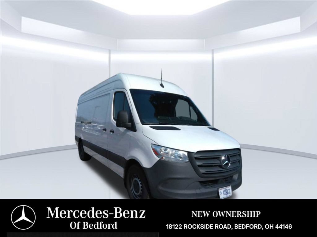 Used 2024 Mercedes-Benz Sprinter 2500 image 5