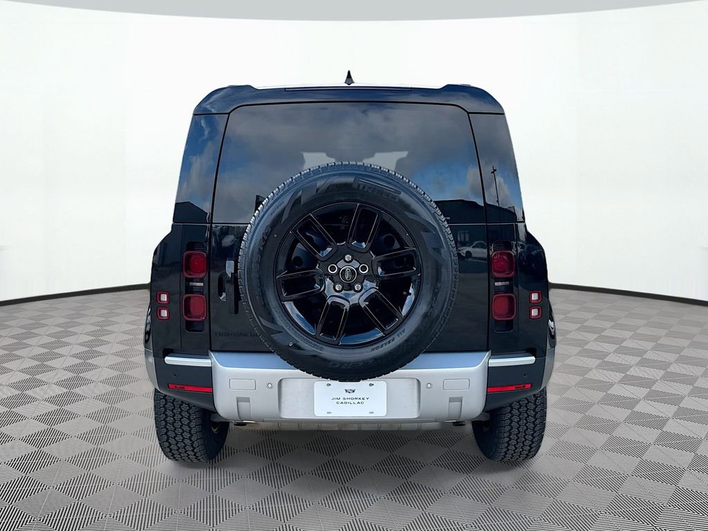 Used 2025 Land Rover Defender 110 S AWD/4WD image 7