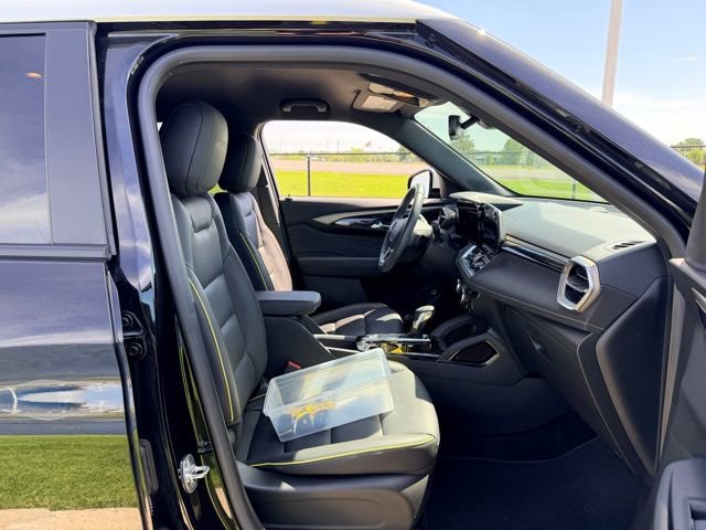 Used 2024 Chevrolet TrailBlazer ACTIV w/ Convenience Package AWD/4WD image 11