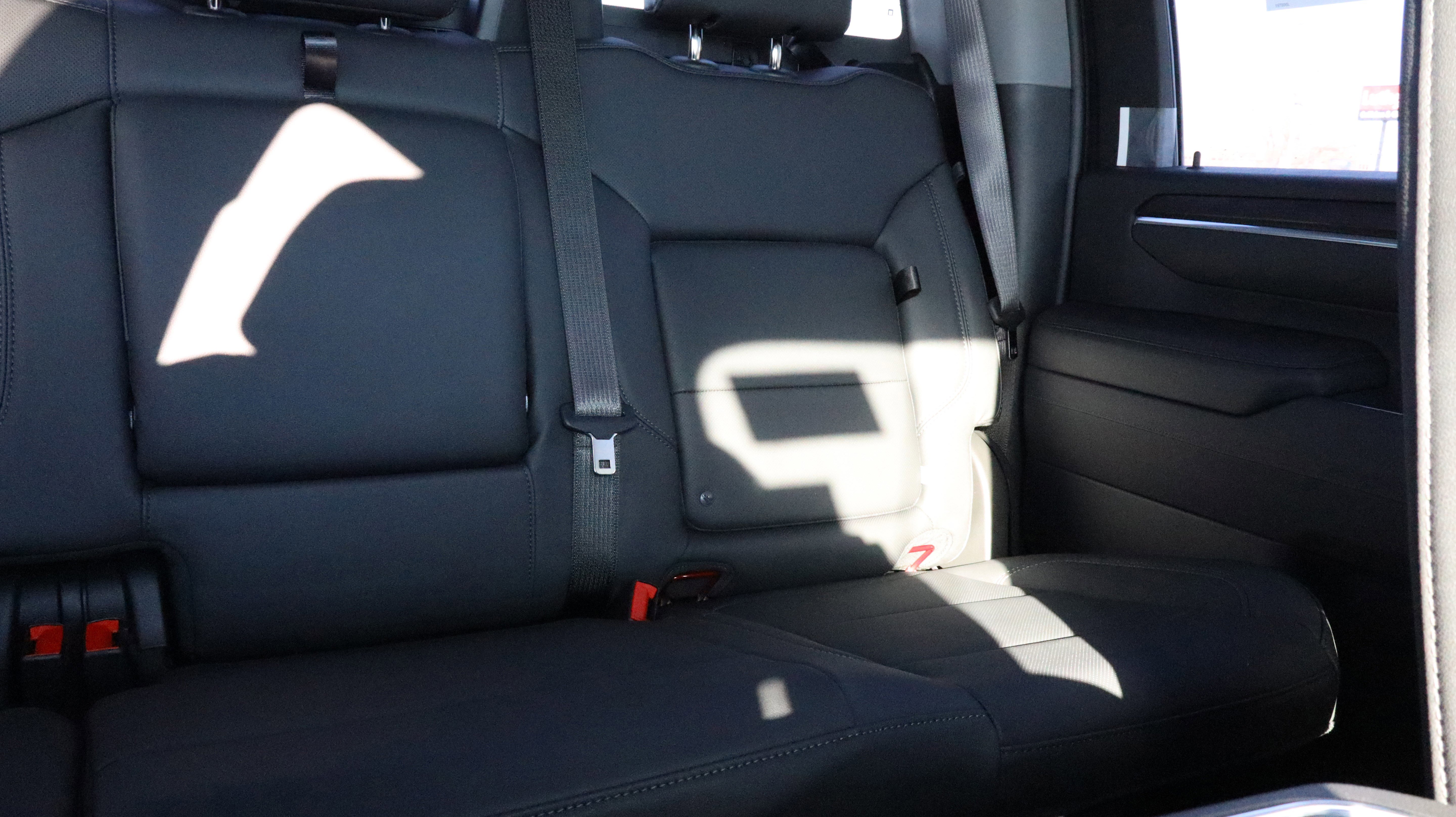 New 2026 GMC Sierra 2500 SLT image 12