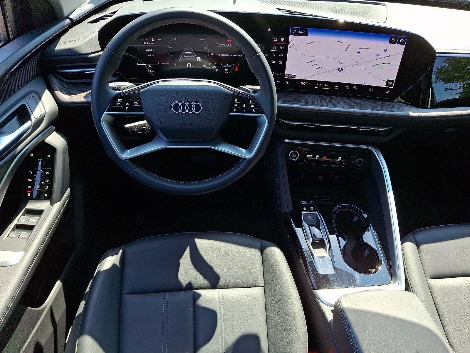 Used 2025 Audi Q5 Premium w/ Convenience Package AWD/4WD image 11