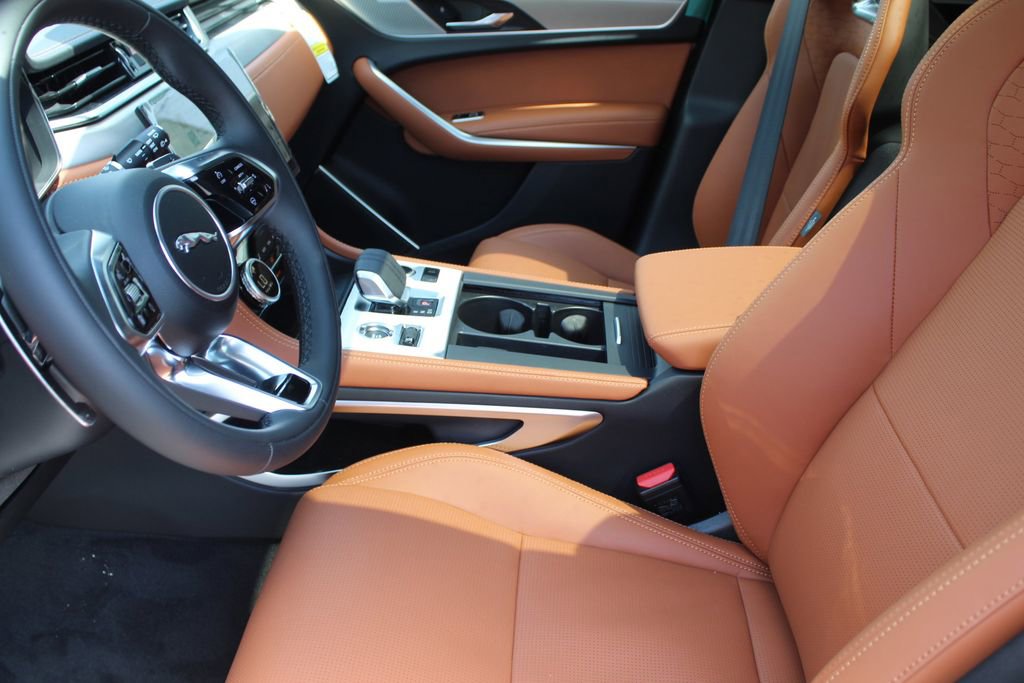 New 2026 Jaguar F-PACE R-Dynamic S AWD/4WD image 19