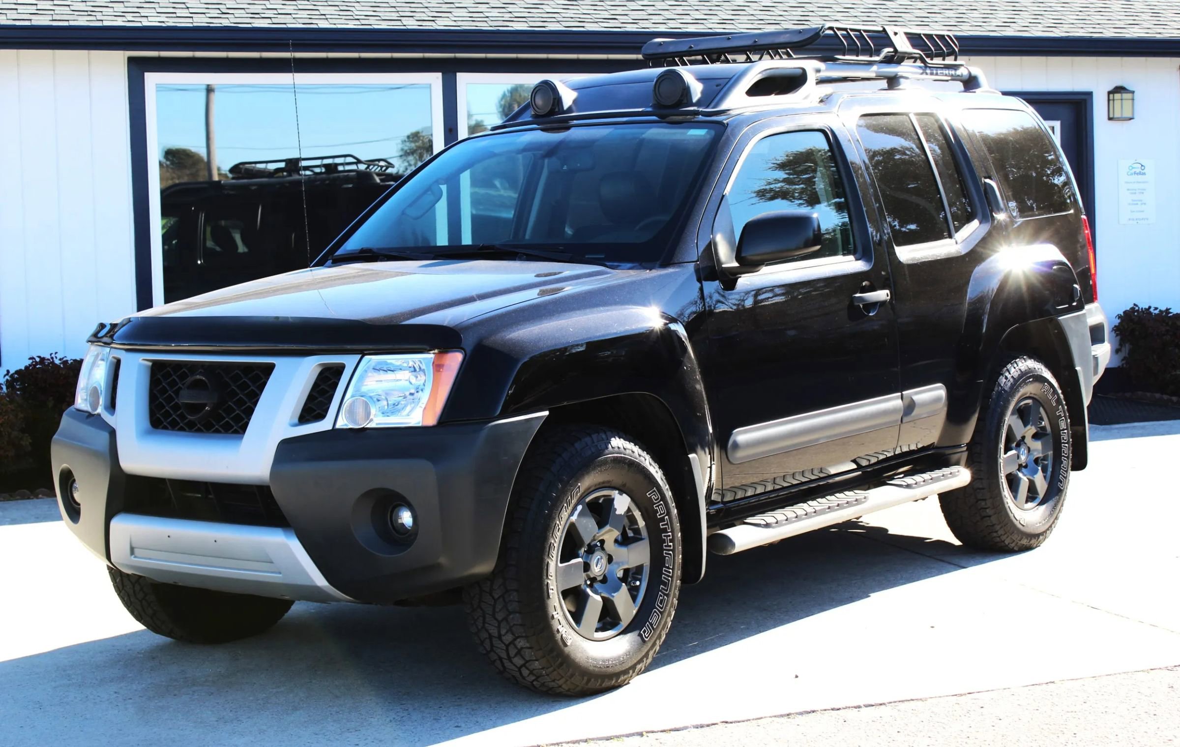 Used 2013 Nissan Xterra PRO-4X w/ Pro-4x Leather Pkg image 1