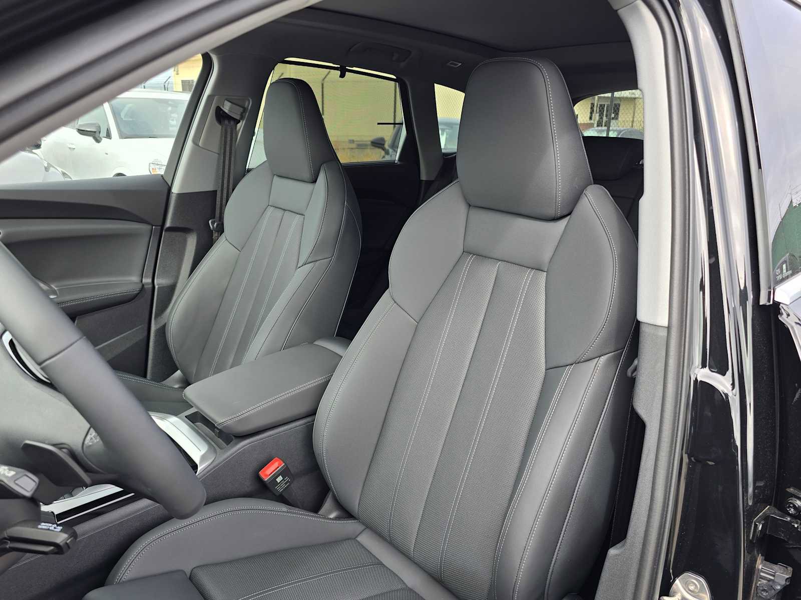 New 2025 Audi Q5 Prestige image 22