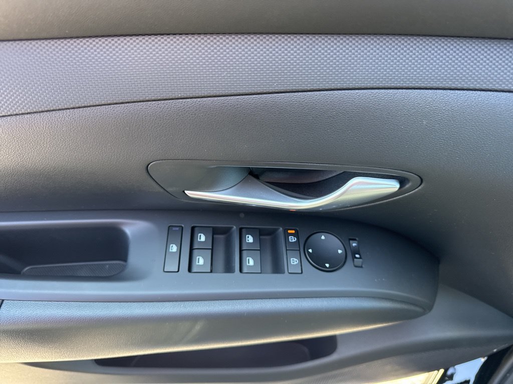 New 2026 Hyundai Tucson Blue SE AWD/4WD image 8