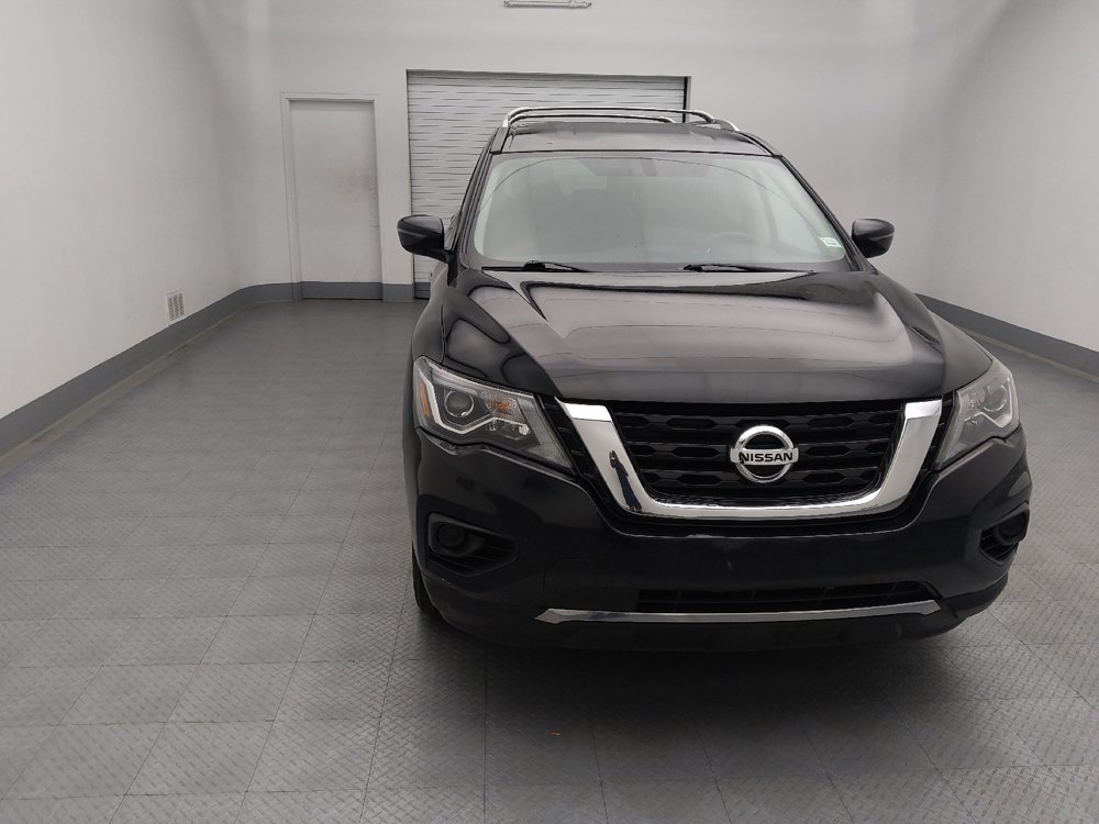 Used 2019 Nissan Pathfinder S AWD/4WD image 14