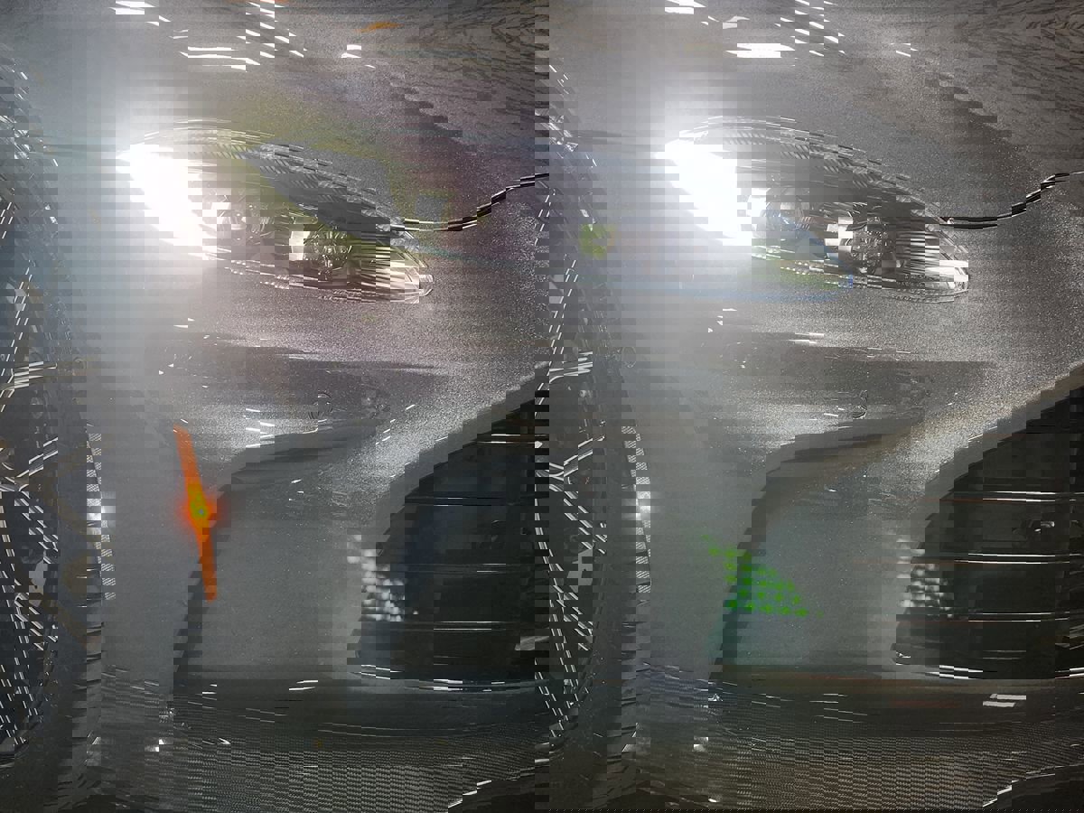 Used 2023 Aston Martin V12 Vantage image 11