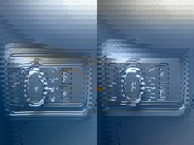 New 2026 Ford Explorer Active w/ Active Comfort Package image 33