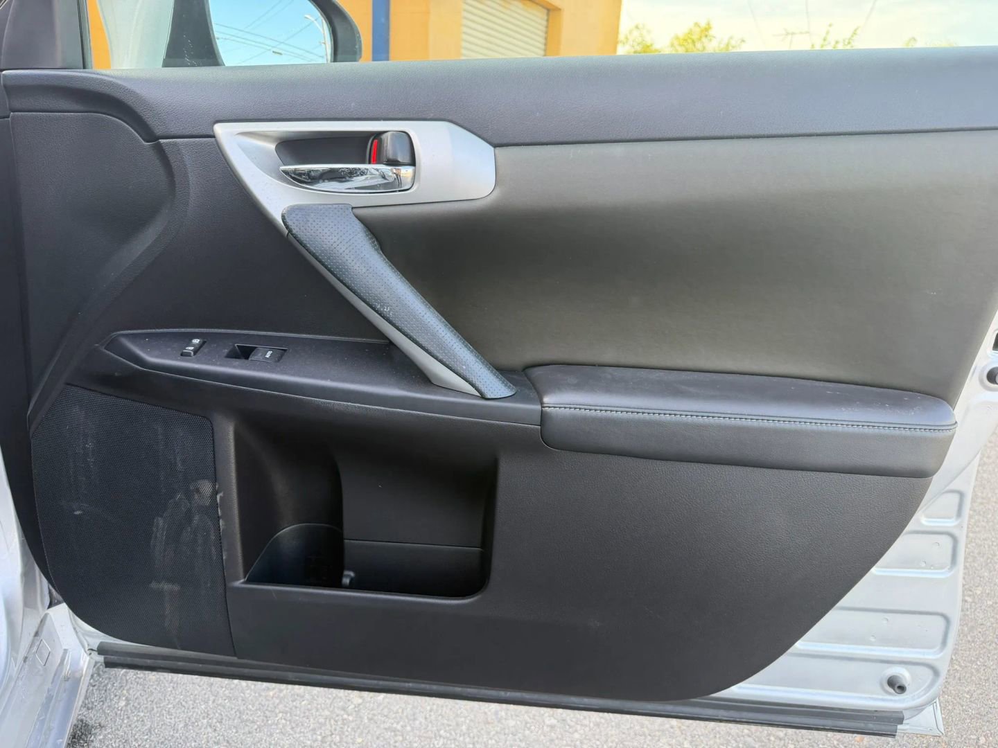 Used 2013 Lexus CT 200h w/ Premium Pkg w/Navigation FWD image 15
