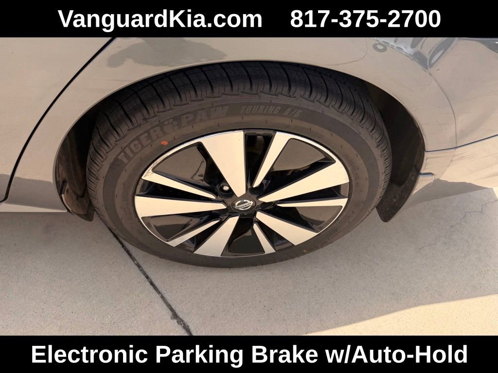 Used 2021 Nissan Altima 2.5 SV w/ SV Premium Package FWD image 9