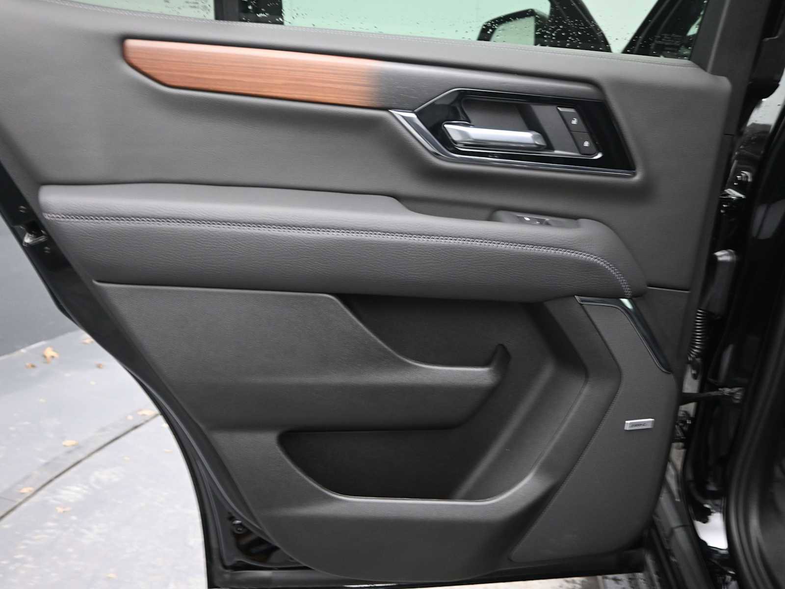 New 2026 GMC Yukon Denali image 18