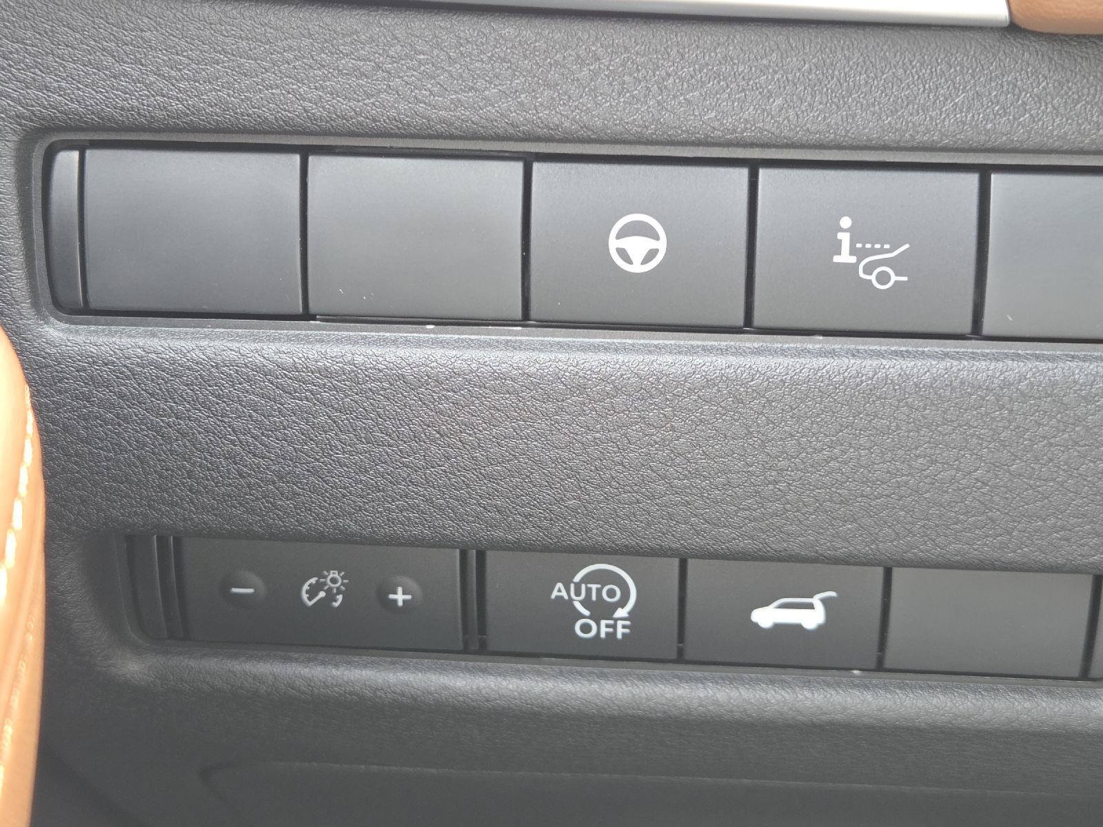 New 2026 Nissan Rogue Platinum w/ Platinum Premium Package AWD/4WD image 14