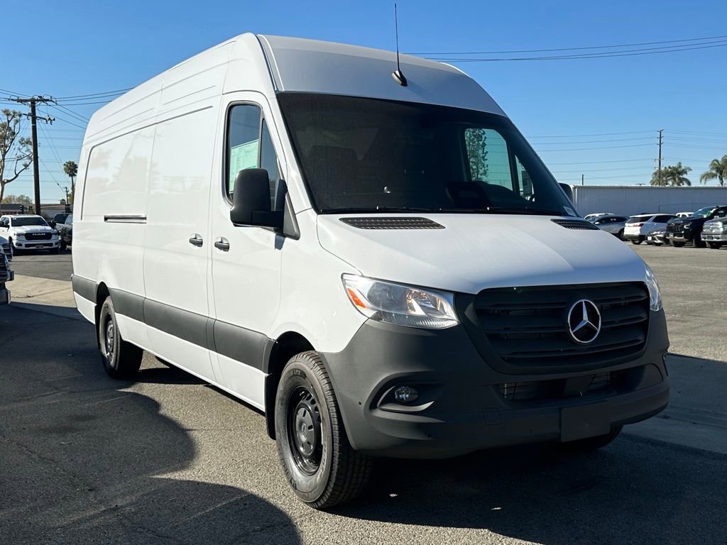 New 2025 Mercedes-Benz Sprinter 2500 image 2
