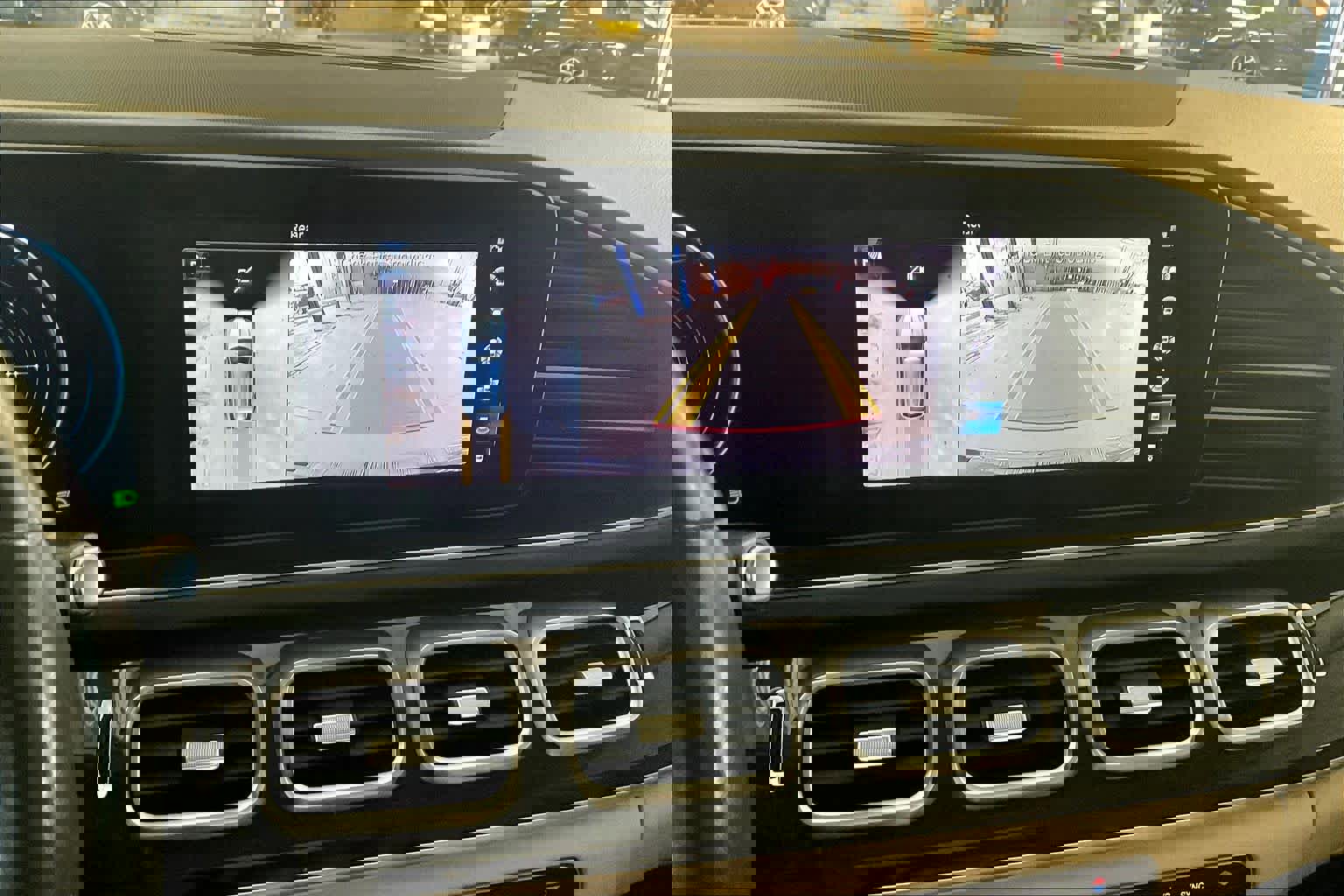 Used 2020 Mercedes-Benz GLE 350 4MATIC image 27