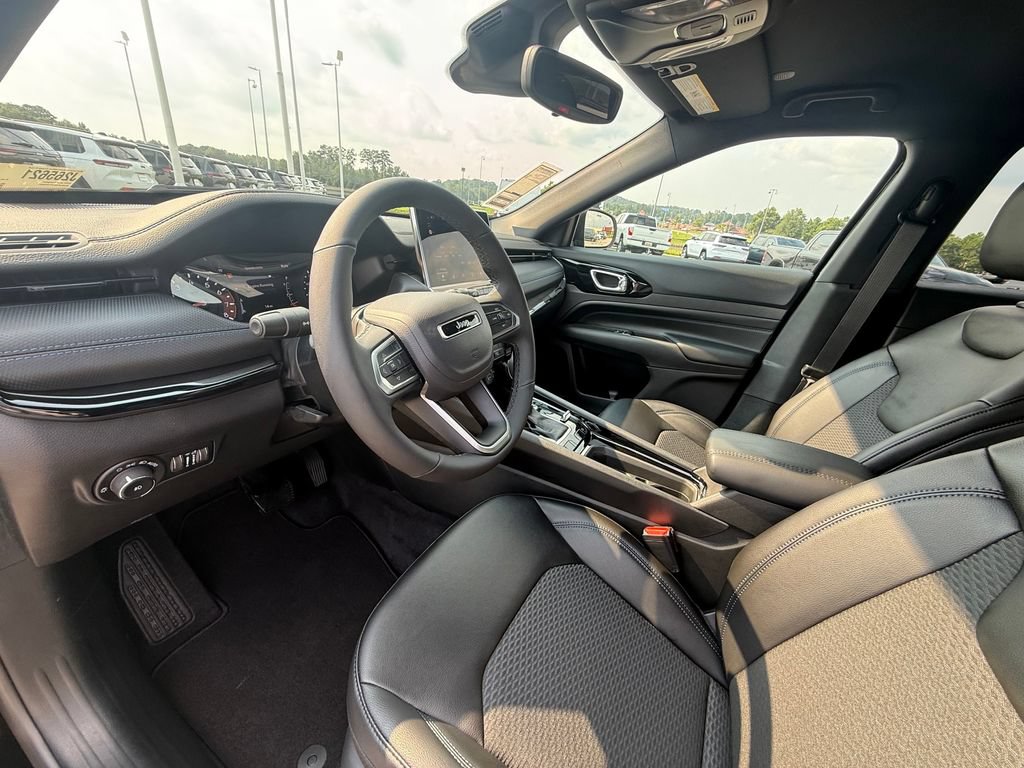 New 2026 Jeep Compass Latitude AWD/4WD image 20