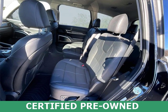 Used 2023 Kia Telluride EX w/ EX Captain's Chair Package image 25