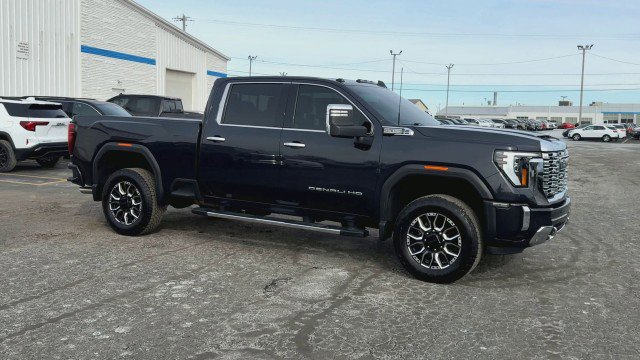 Certified 2024 GMC Sierra 2500 Denali w/ Technology Package image 2