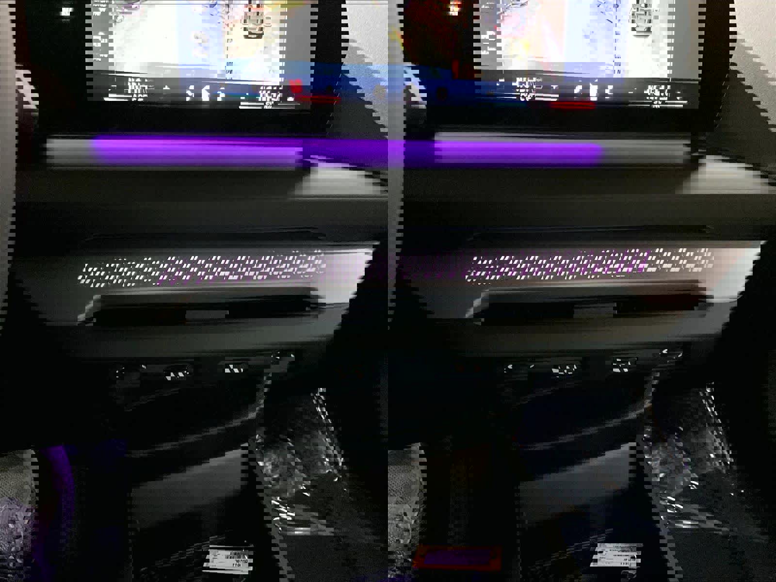 Certified 2025 BMW 228i xDrive 228 xDrive w/ Technology Package image 34