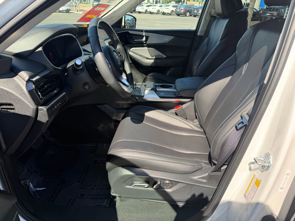 Certified 2023 Acura MDX SH-AWD w/ Technology Package image 14