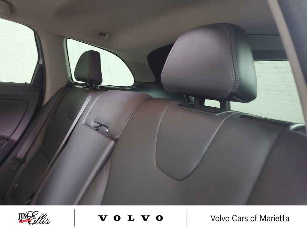 Used 2017 Volvo XC60 T5 Inscription FWD image 12