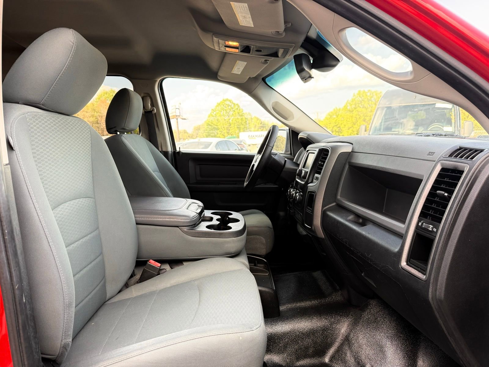 Used 2016 RAM 1500 Tradesman w/ Popular Equipment Group image 29