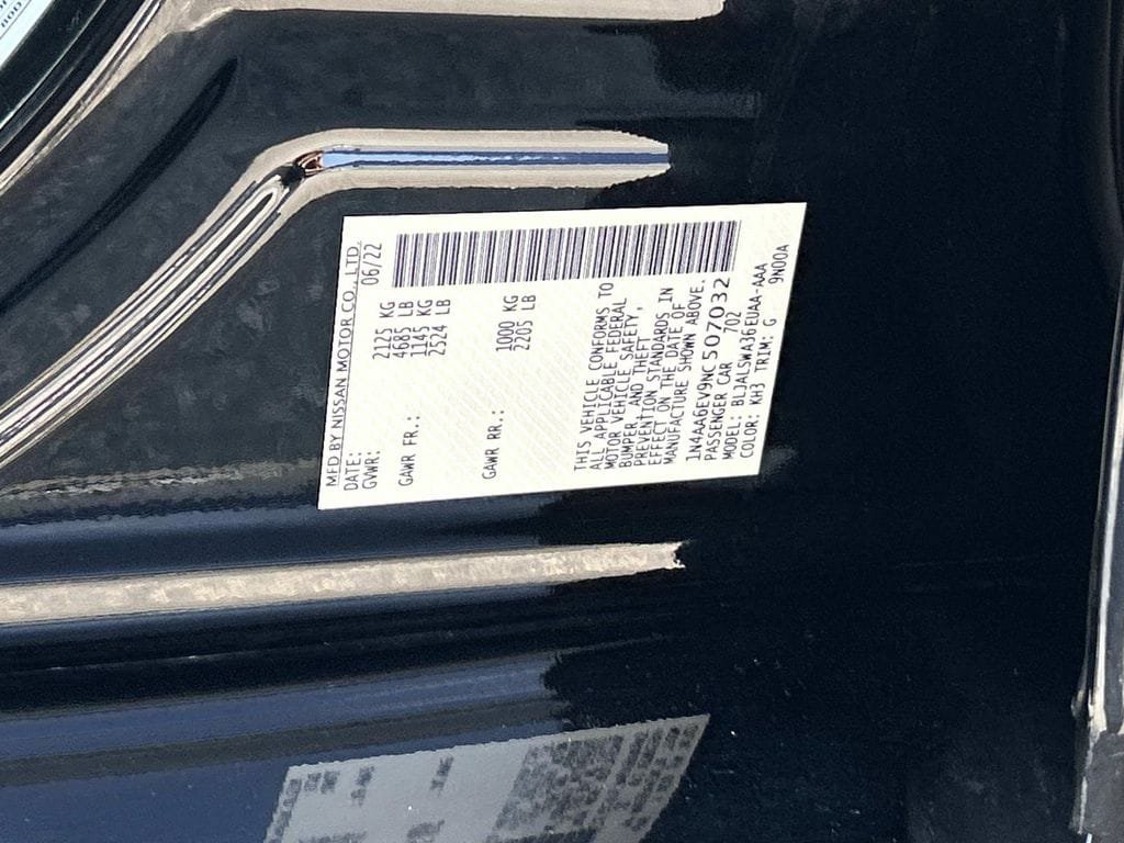 Certified 2022 Nissan Maxima SR w/ Sport Mat Group FWD image 10