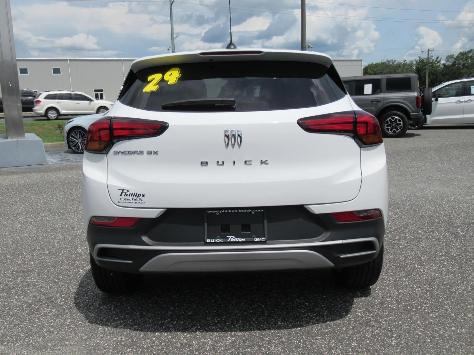 Used 2024 Buick Encore GX Preferred FWD image 6