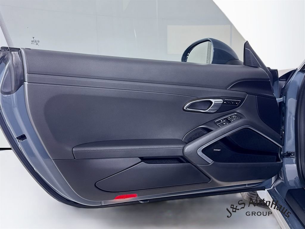 Used 2018 Porsche 911 Carrera RWD image 22