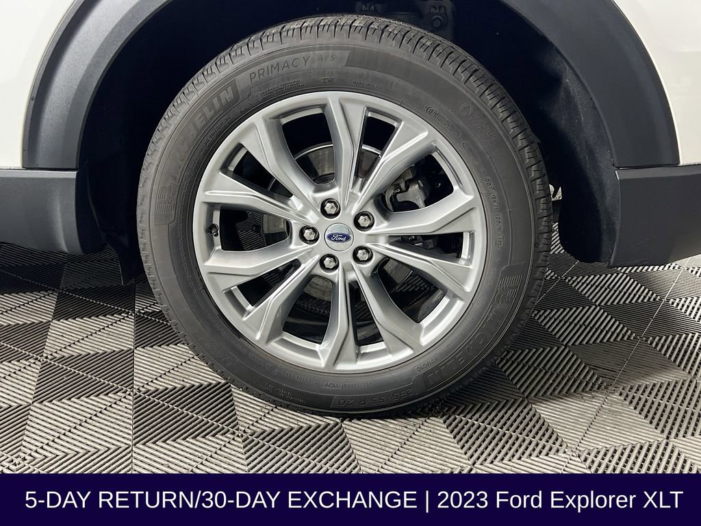 Used 2023 Ford Explorer XLT w/ Equipment Group 202A image 37