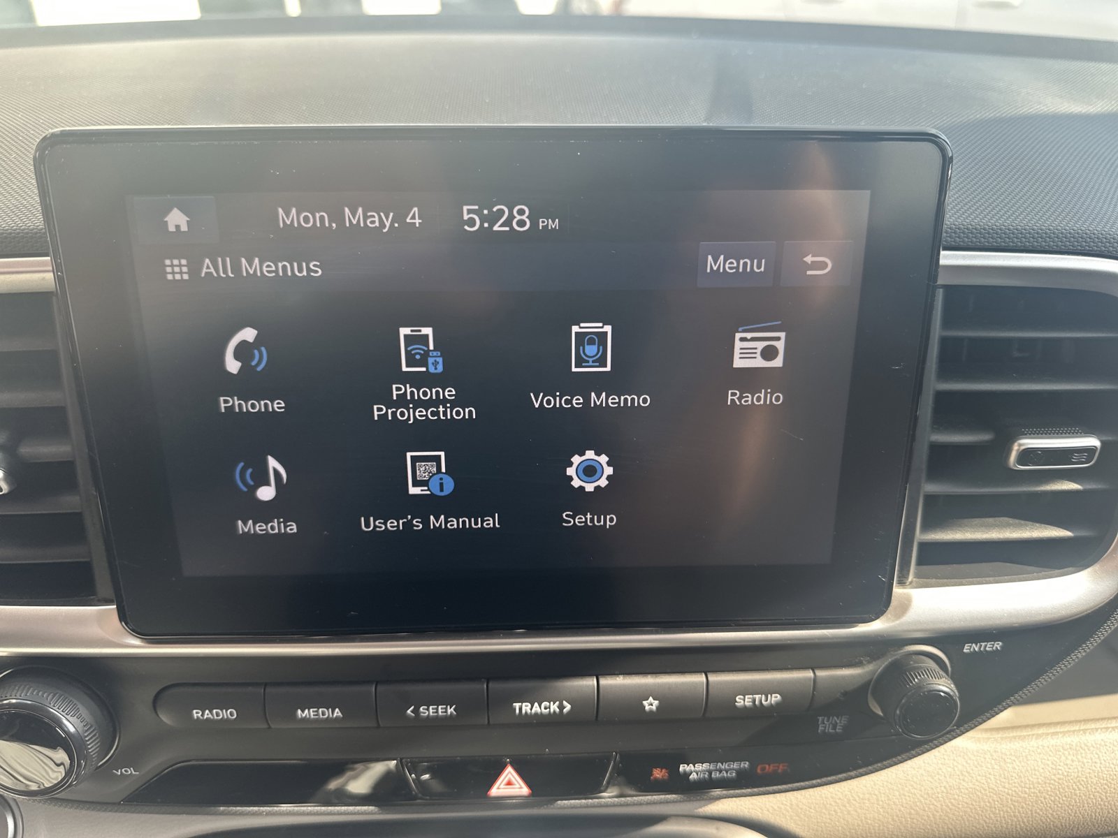Used 2025 Hyundai Venue SEL FWD image 13