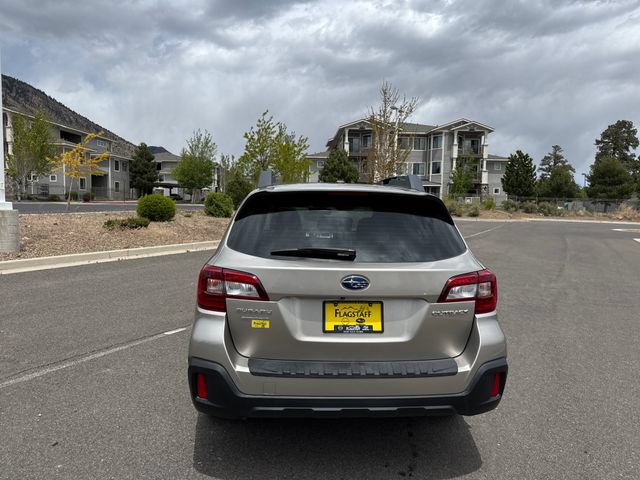 Used 2019 Subaru Outback 2.5i AWD/4WD image 4