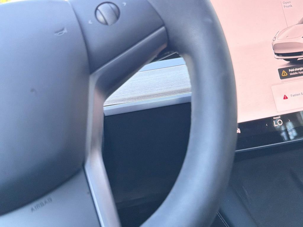 Used 2023 Tesla Model 3 Standard Range RWD image 27