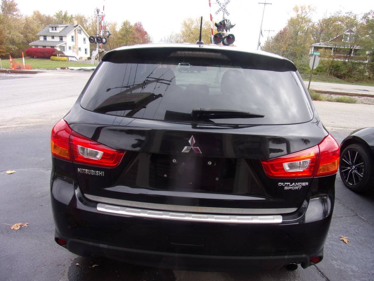 Used 2015 Mitsubishi Outlander Sport SE AWD/4WD image 6