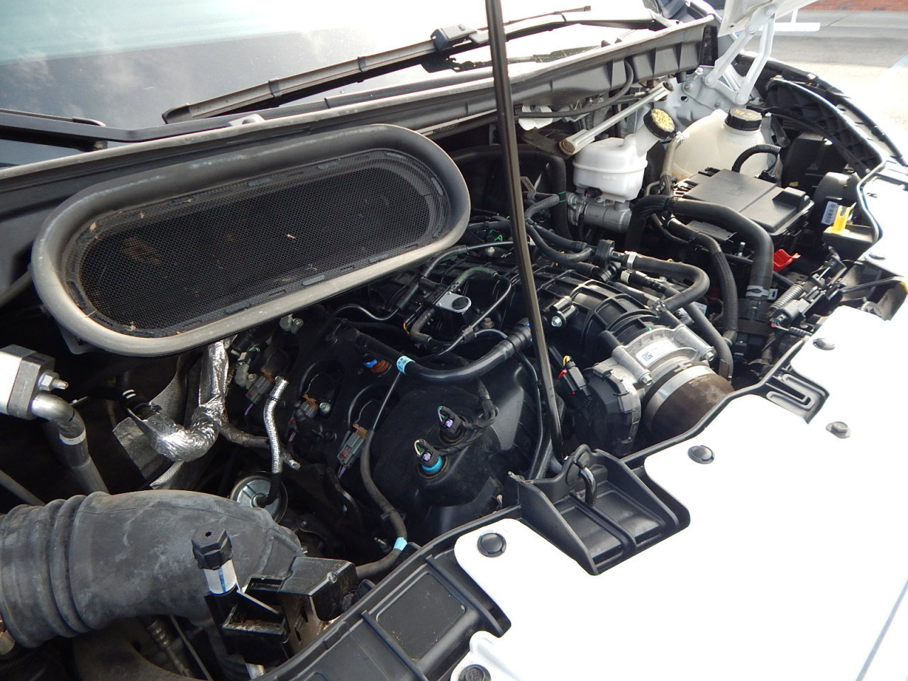 Used 2023 Ford Transit 350 XLT image 29